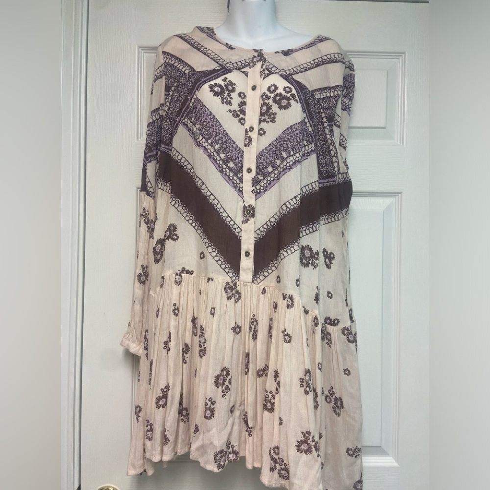$10 OFF TODAY!! 
EUC FP mini dress